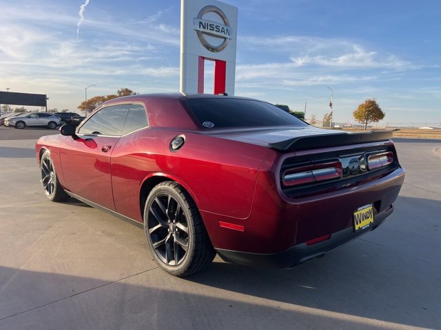 Used 2022 Dodge Challenger R/T w/ Blacktop Package image 5