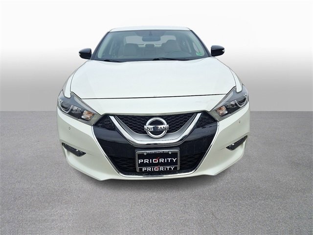 Used 2017 Nissan Maxima 3.5 SV image 2