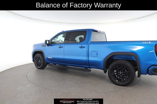 Used 2023 GMC Sierra 1500 Elevation w/ LPO, Elevation Black Package AWD/4WD image 10