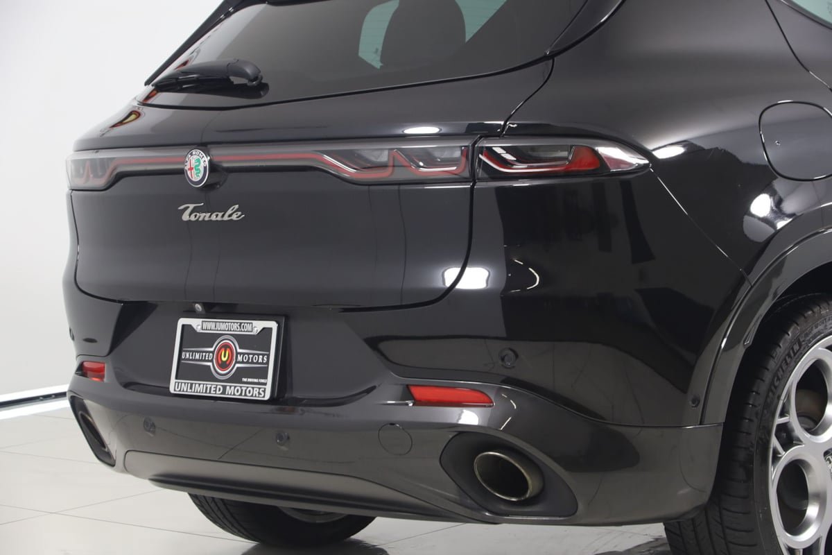Used 2024 Alfa Romeo Tonale Veloce w/ Active Assist Package AWD/4WD image 43