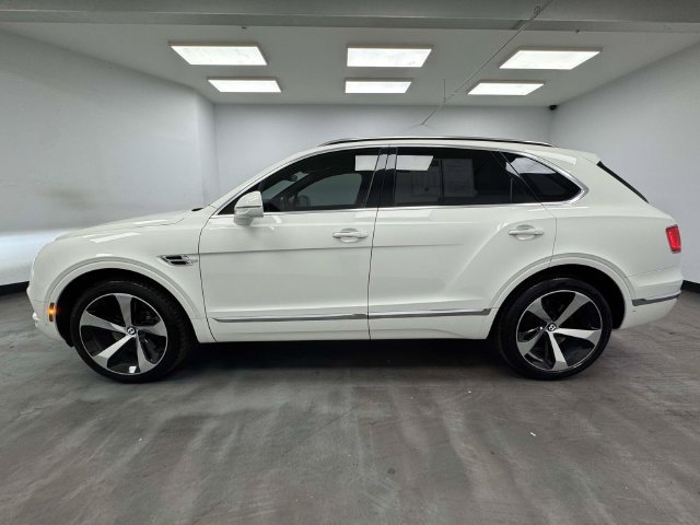 Used 2020 Bentley Bentayga AWD/4WD image 11