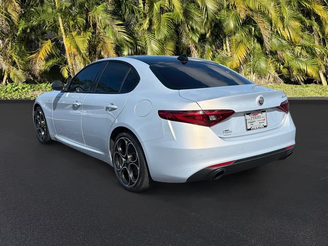 Used 2022 Alfa Romeo Giulia Ti w/ Active Assist Plus Package RWD image 7
