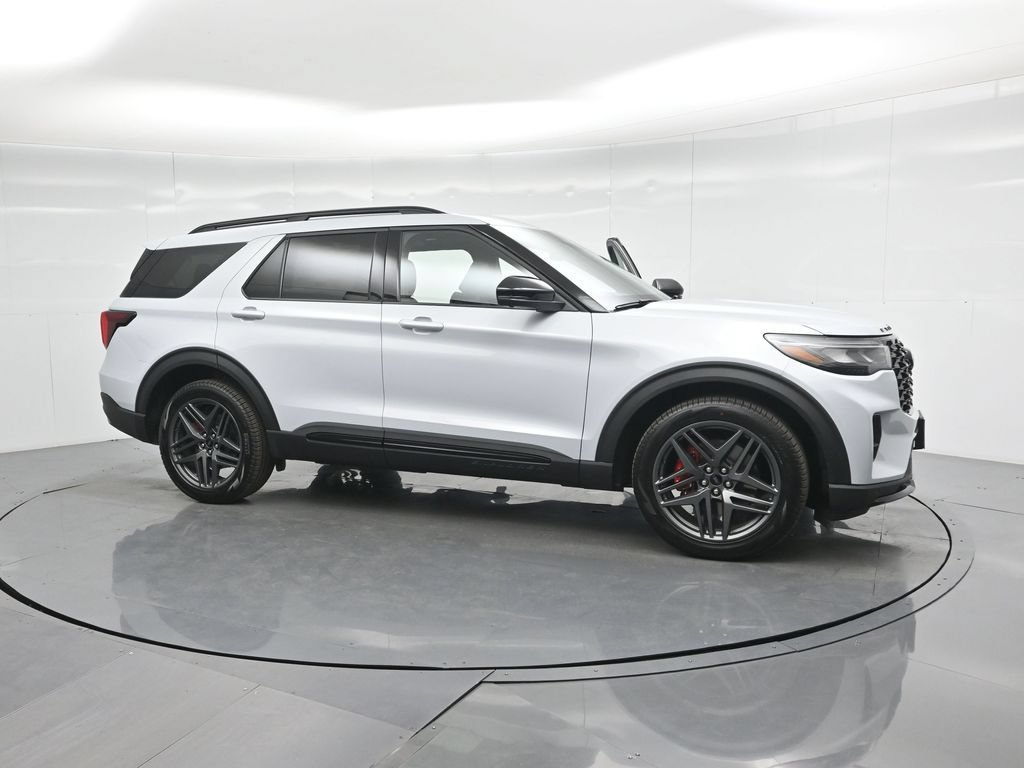 New 2026 Ford Explorer ST w/ Sun And Sound Package AWD/4WD image 31