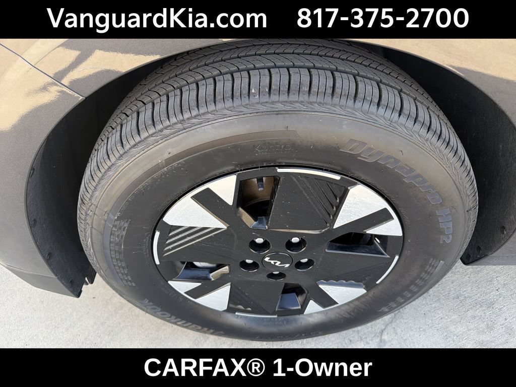 Certified 2026 Kia Carnival LXS FWD image 21