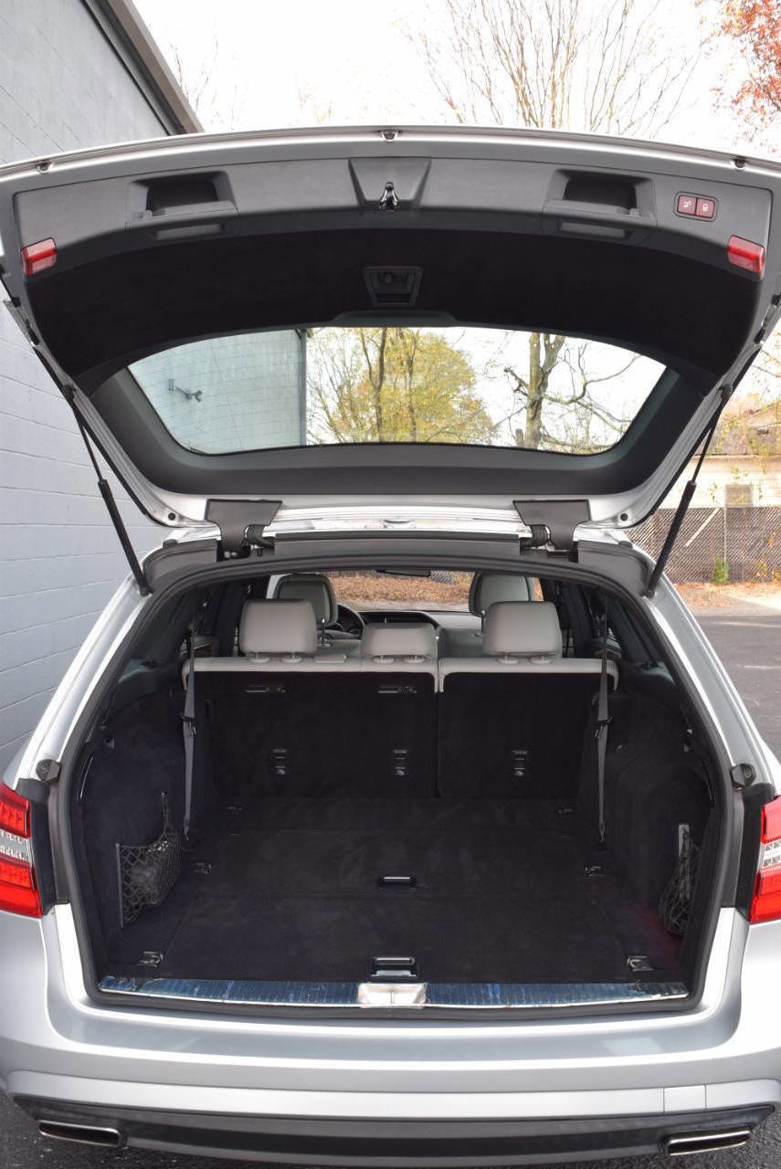 Used 2011 Mercedes-Benz E 350 4MATIC Wagon image 61
