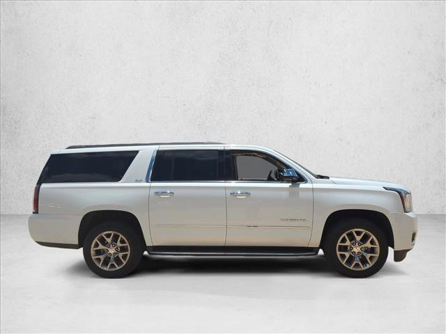 Used 2018 GMC Yukon XL SLT w/ Open Road Package RWD image 4