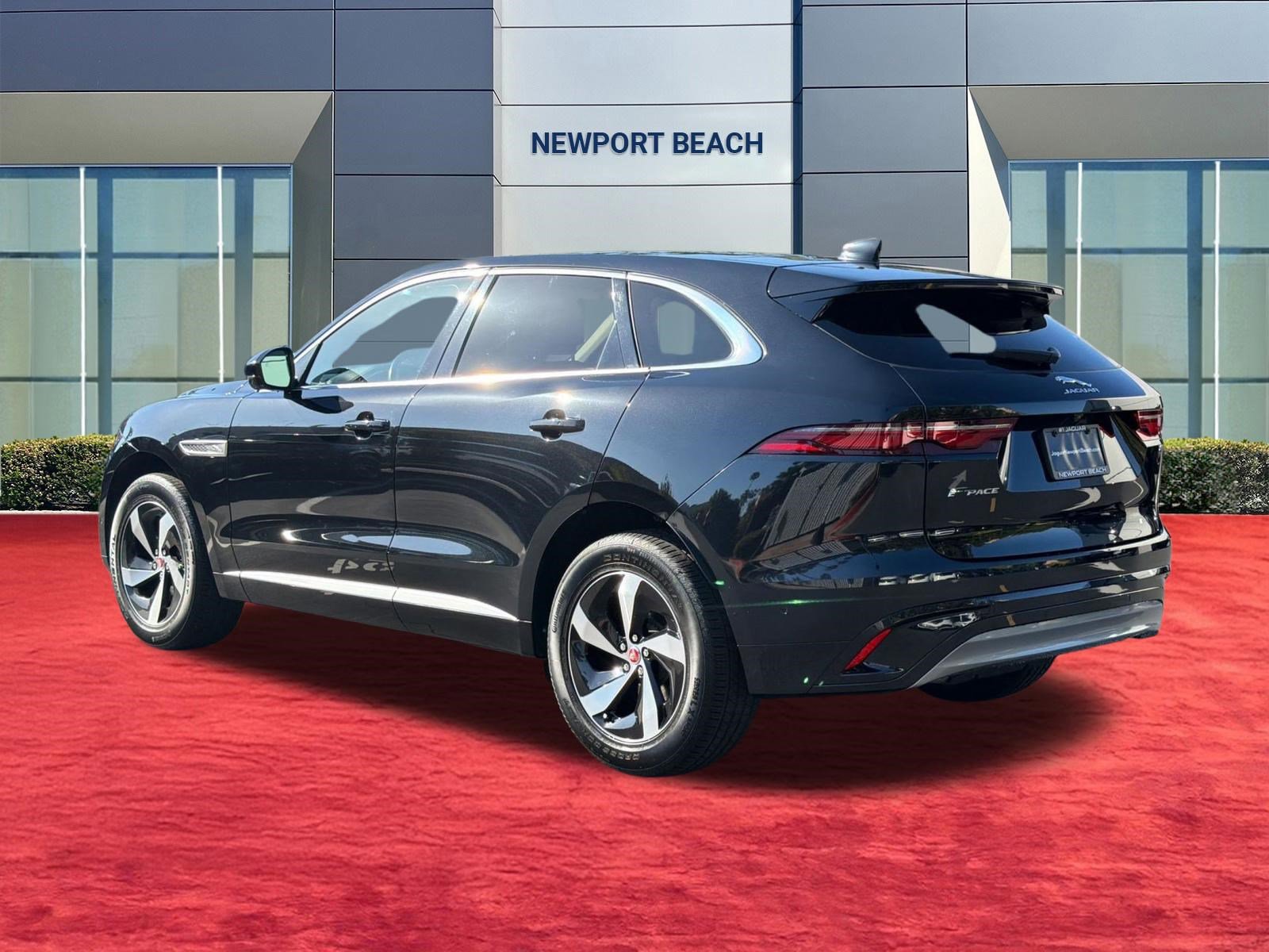 Used 2021 Jaguar F-PACE S image 3
