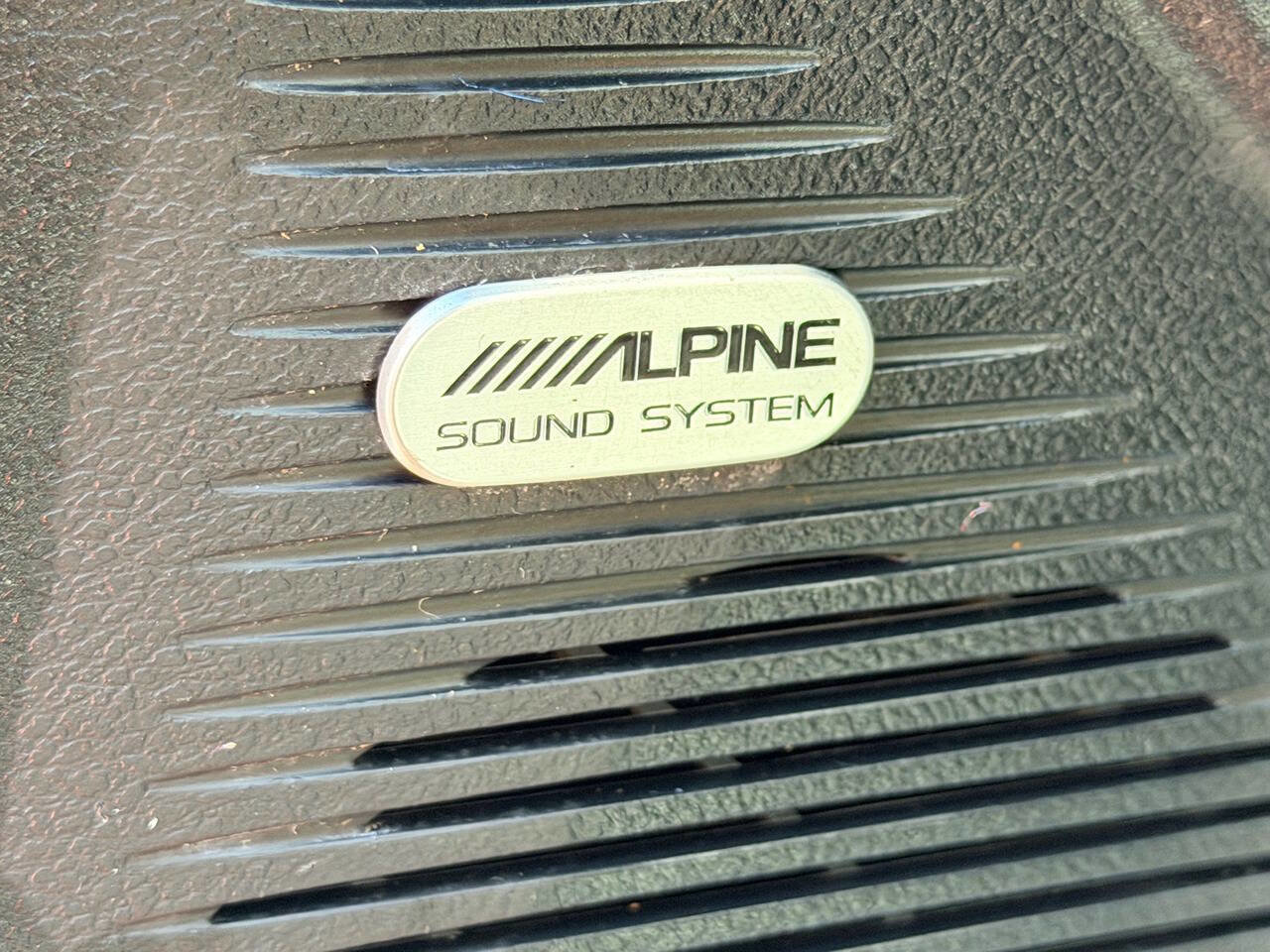 Used 2018 Dodge Challenger R/T Plus image 33