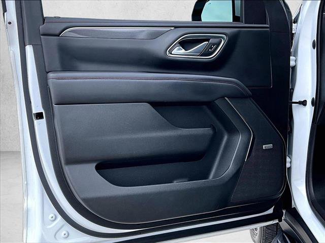 Used 2022 Chevrolet Tahoe RST w/ Luxury Package RWD image 18