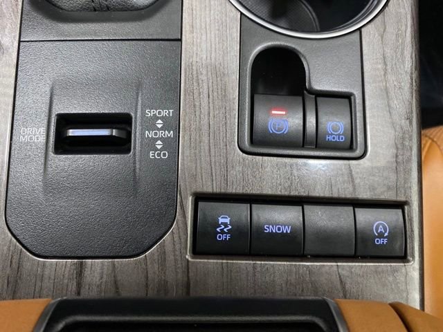 Certified 2022 Toyota Highlander Platinum image 25