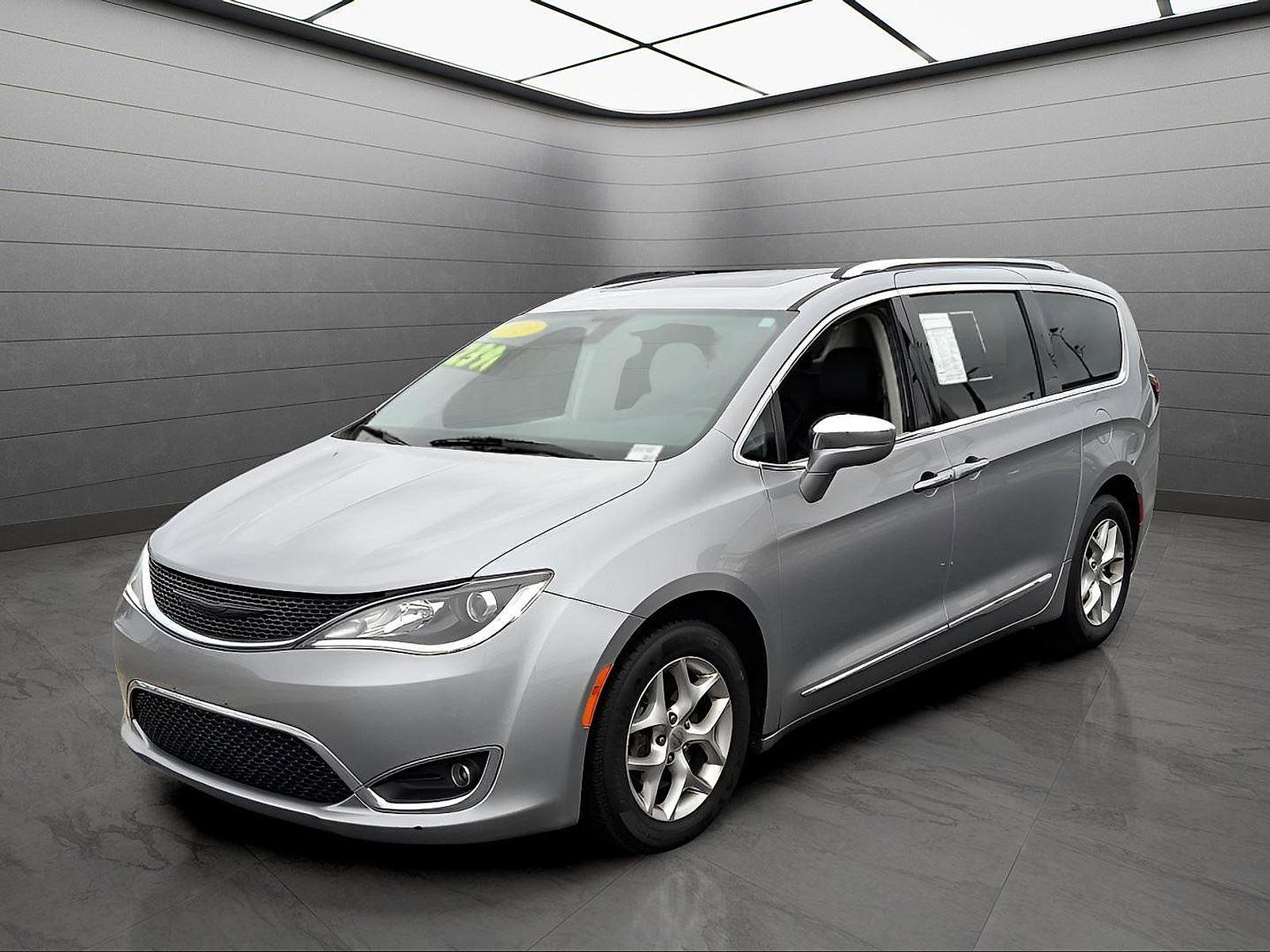 Used 2020 Chrysler Pacifica Limited