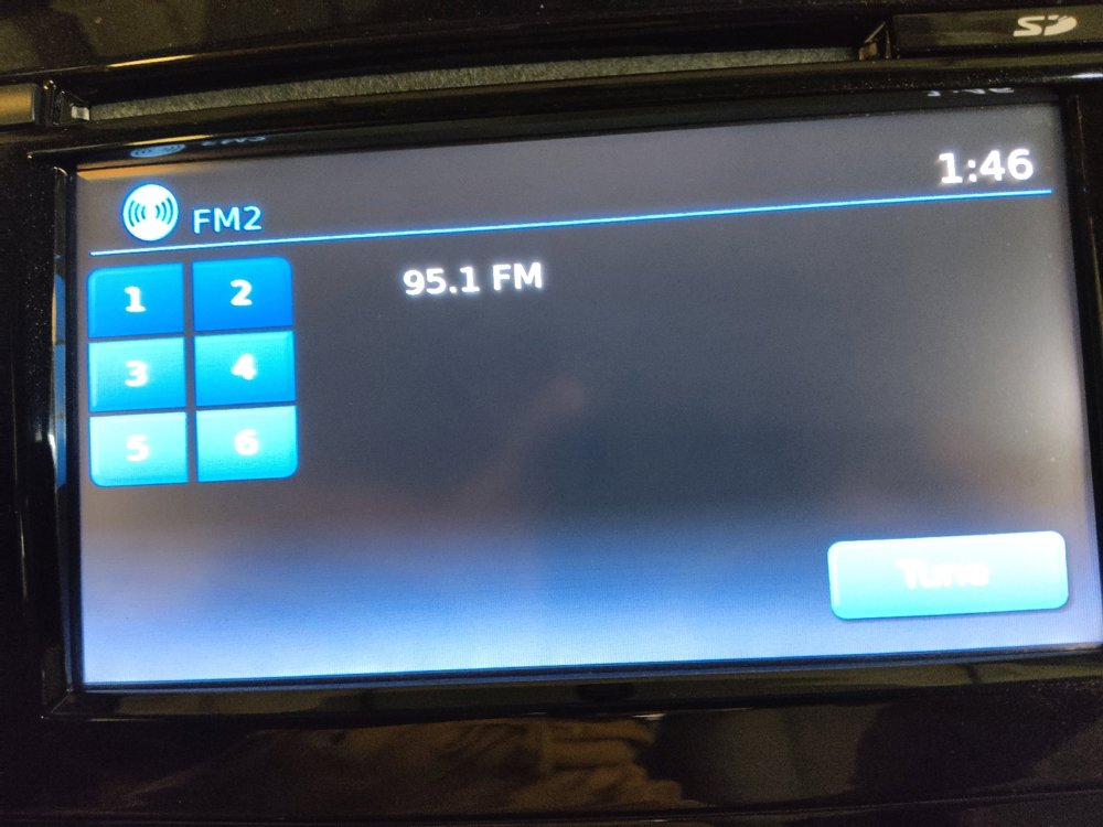 Used 2016 Nissan Rogue SV w/ SV Premium Package image 25