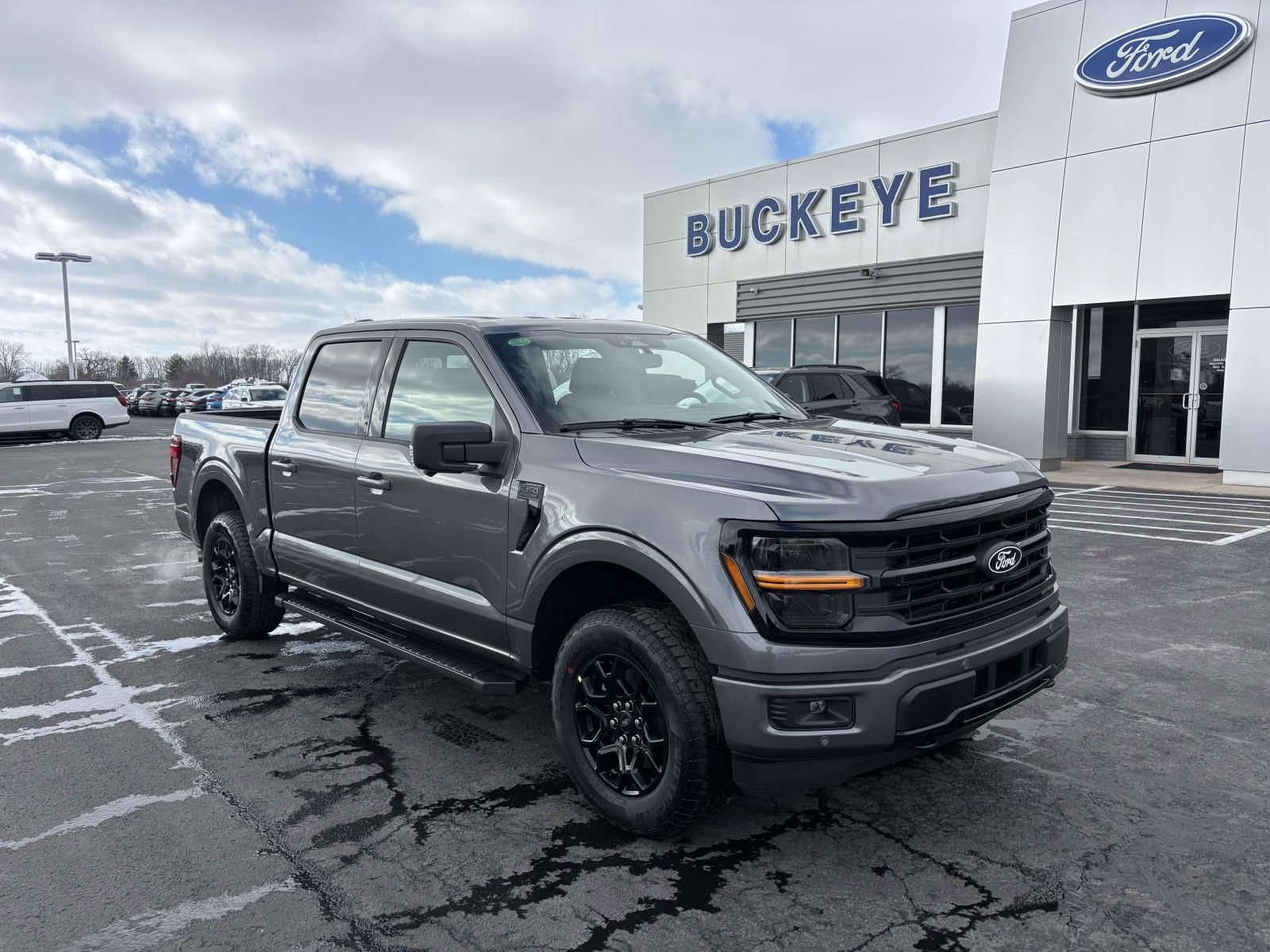 New 2025 Ford F150 XLT w/ Equipment Group 302A MID