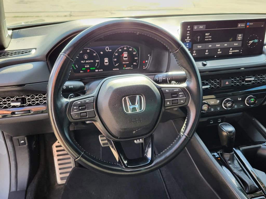 Used 2024 Honda Accord Sport image 21