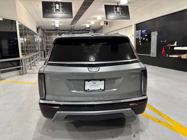 Certified 2026 Cadillac Vistiq Premium Luxury AWD/4WD image 7