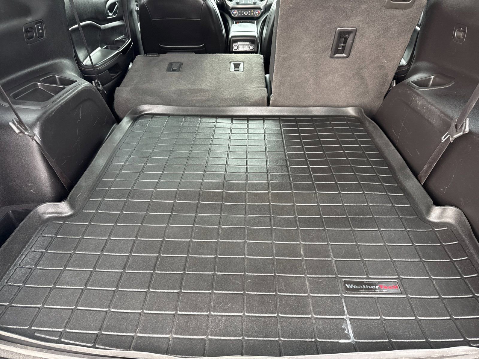 Used 2020 GMC Acadia AT4 w/ Driver Alert Package II image 17