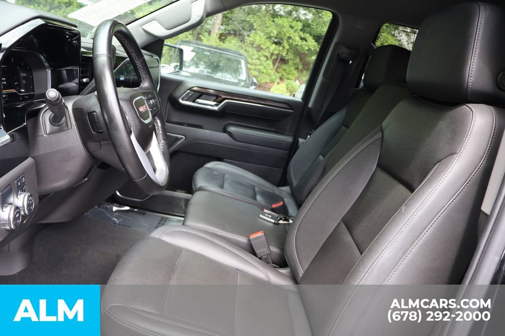 Used 2025 GMC Sierra 1500 SLT RWD image 11