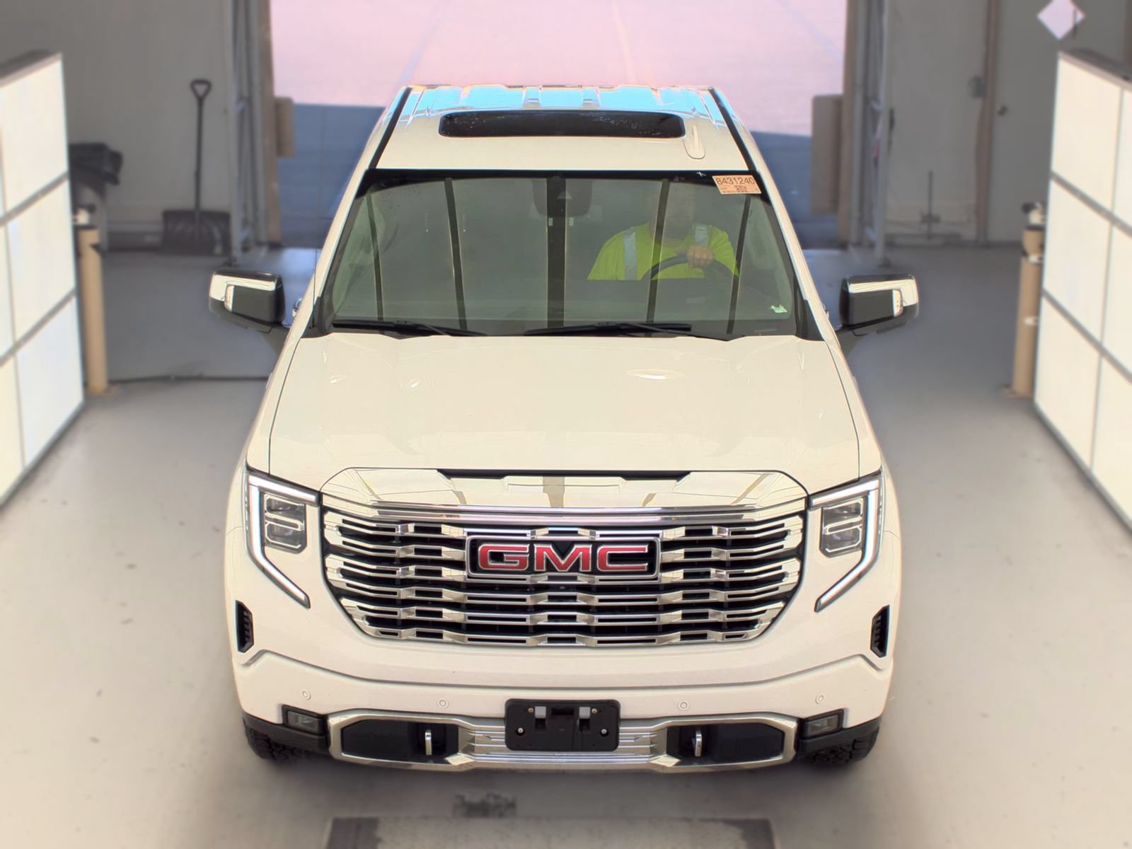 Used 2023 GMC Sierra 1500 Denali AWD/4WD image 7