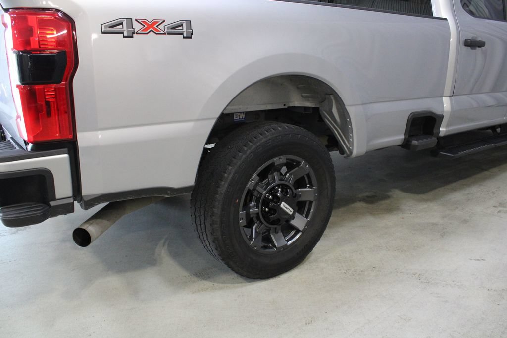 Used 2023 Ford F350 XL w/ STX Appearance Package AWD/4WD image 25