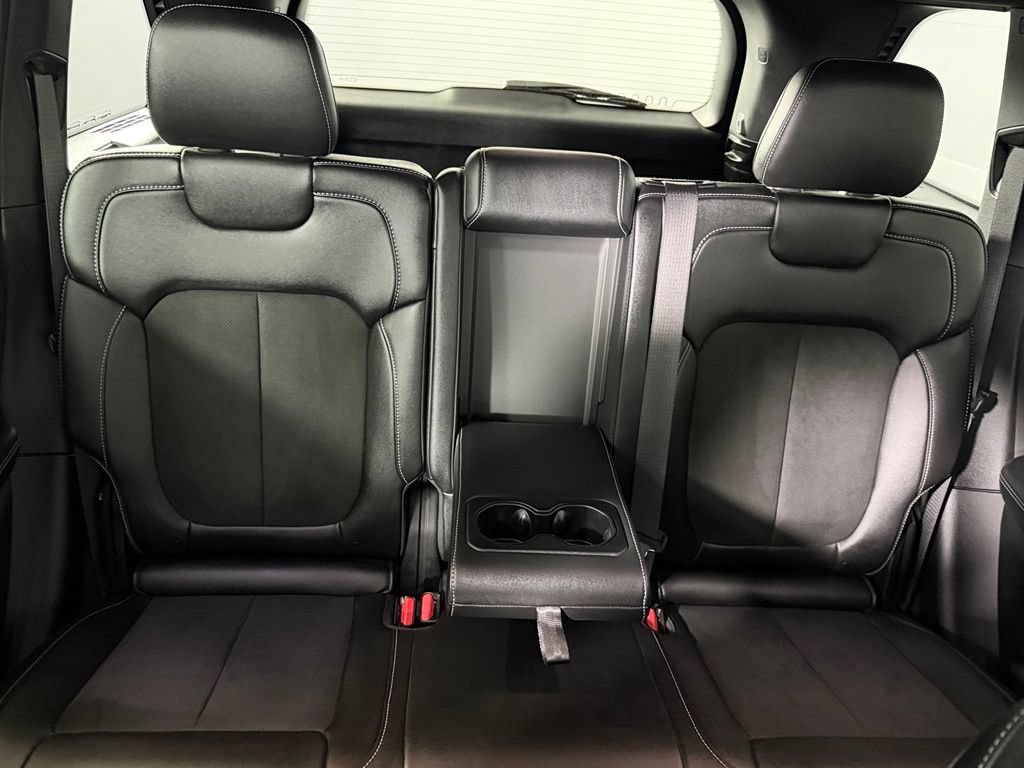 Certified 2023 Jeep Grand Cherokee Altitude AWD/4WD image 19