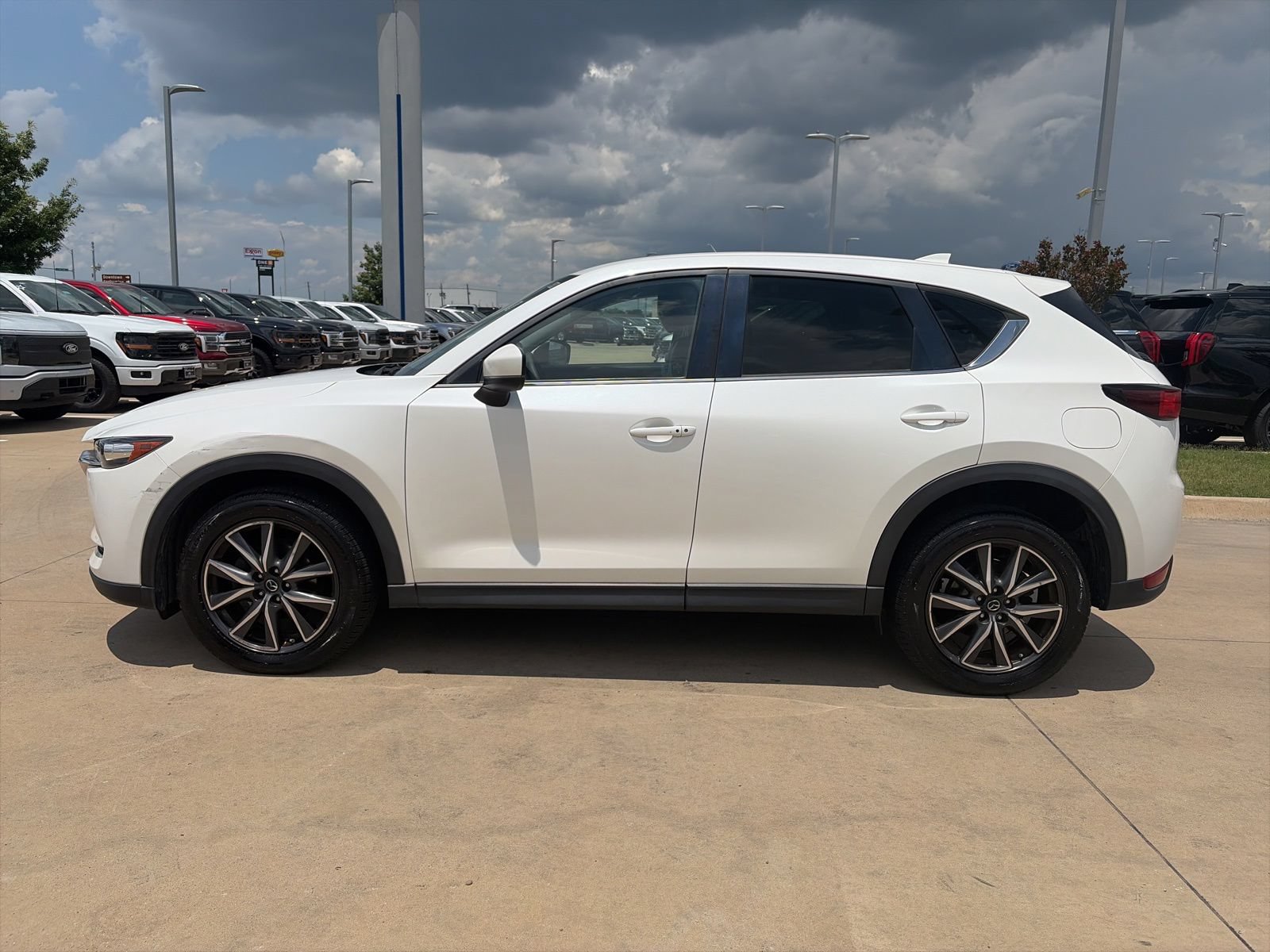 Used 2018 MAZDA CX-5 Touring FWD video 2