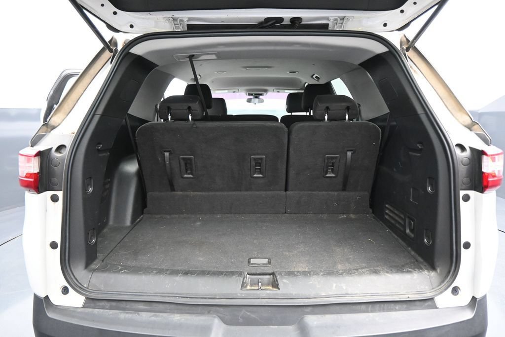 Used 2020 Chevrolet Traverse LS FWD image 25