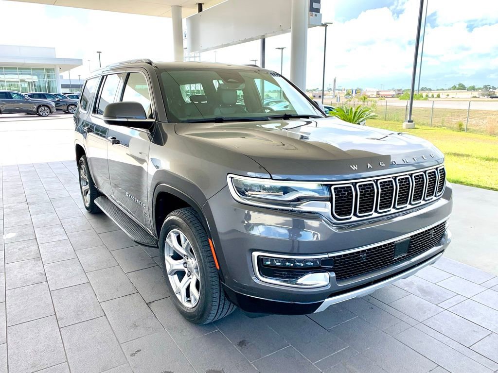 Used 2022 Jeep Wagoneer Series II AWD/4WD image 4