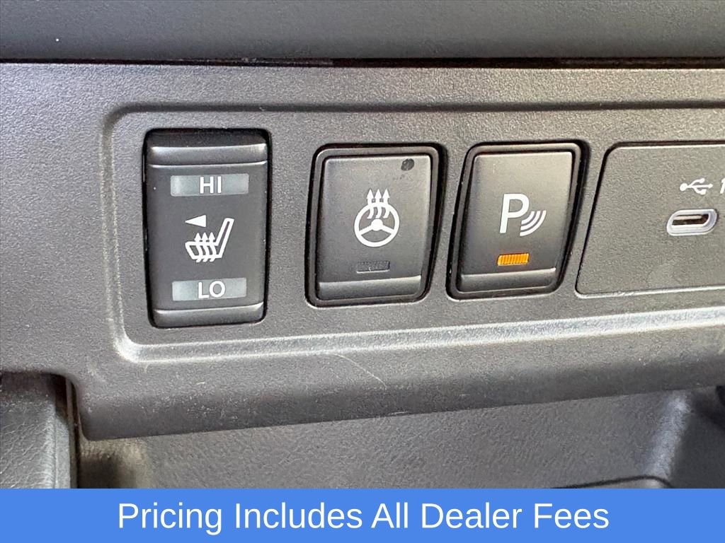 Certified 2022 Nissan Frontier PRO-4X w/ Pro-4X Premium Package AWD/4WD image 16