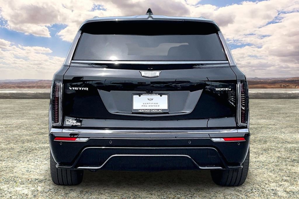 Certified 2026 Cadillac Vistiq Platinum w/ LPO, Floor Liner Package AWD/4WD image 6