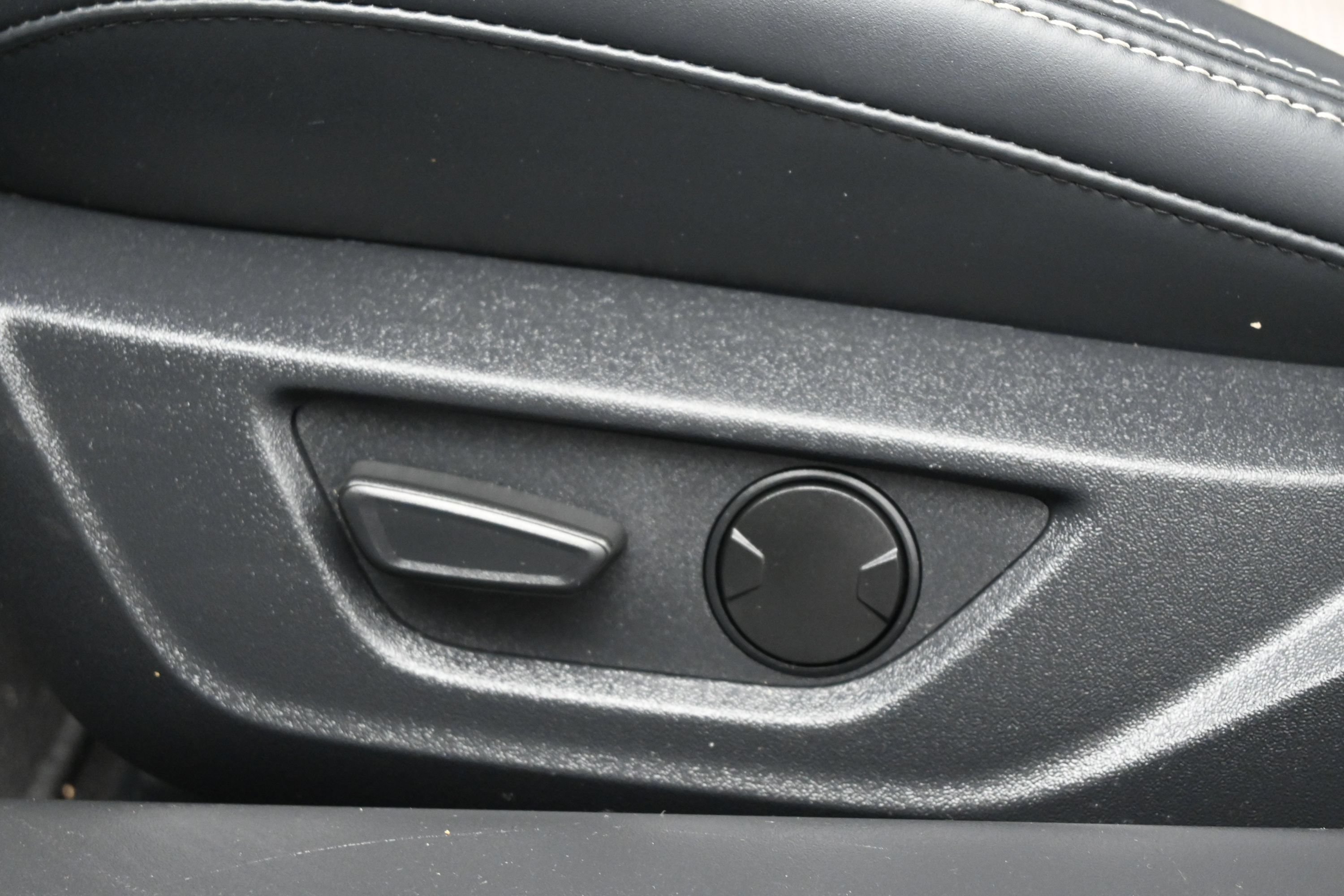 Used 2025 Ford Mustang GT Premium RWD image 22