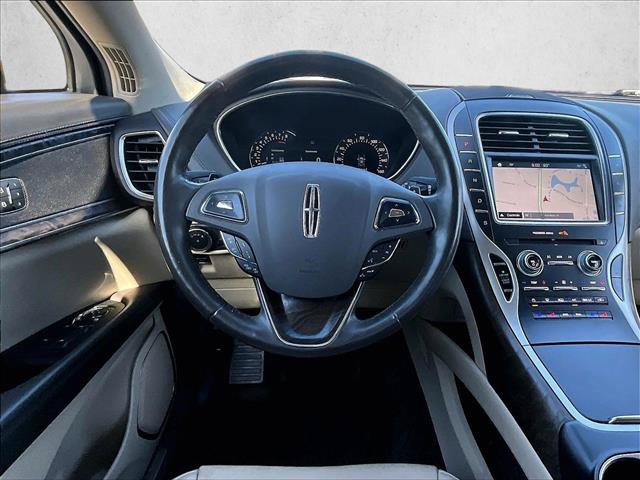 Used 2018 Lincoln MKX Reserve w/ Driver Assistance Package AWD/4WD image 7