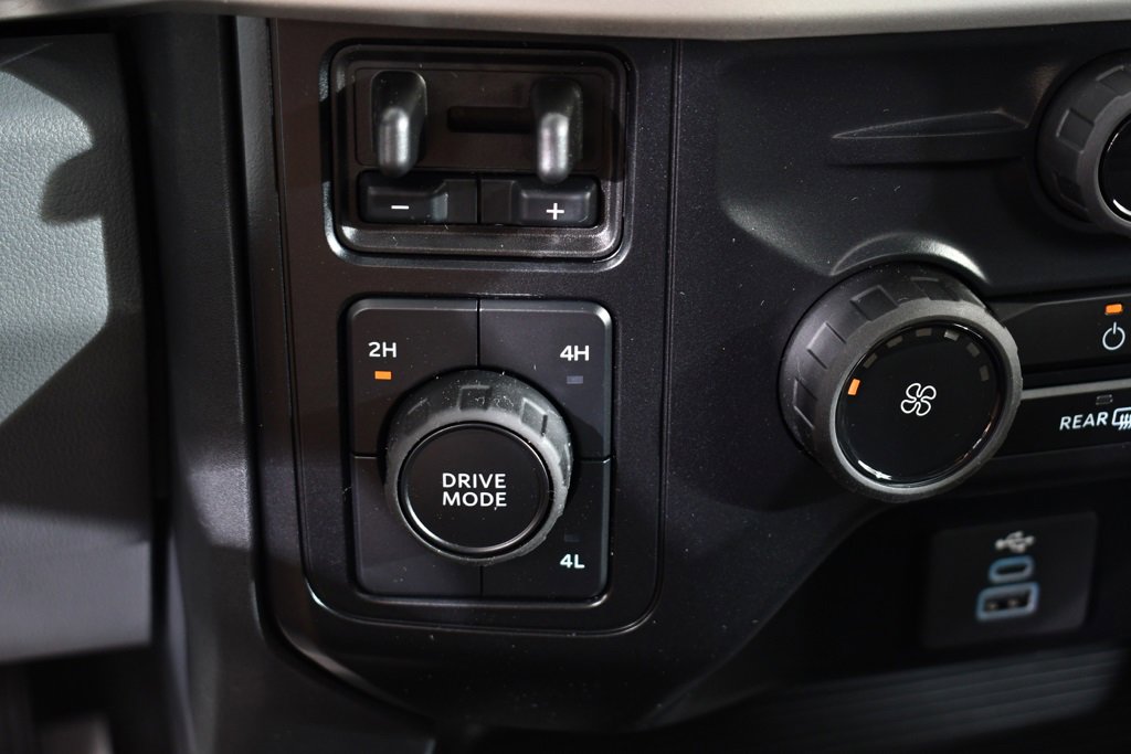 New 2026 Ford F250 XL w/ XL Chrome Package image 29