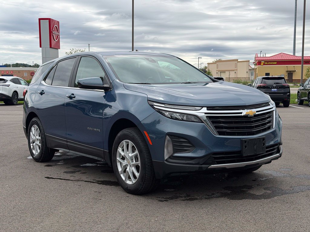 Used 2024 Chevrolet Equinox LT AWD/4WD image 1