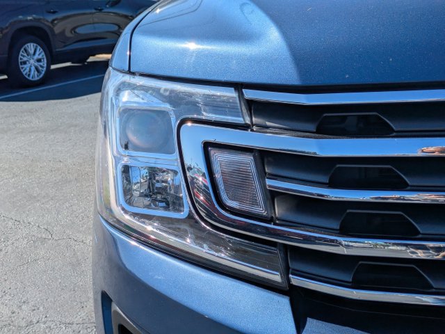 Used 2020 Ford Expedition XLT w/ Equipment Group 202A RWD image 11