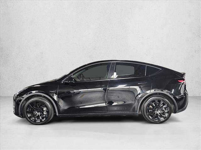 Used 2021 Tesla Model Y Long Range image 9