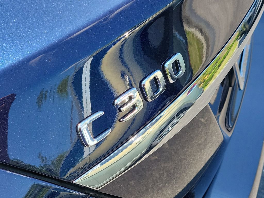 Used 2020 Mercedes-Benz C 300 4MATIC Sedan image 5