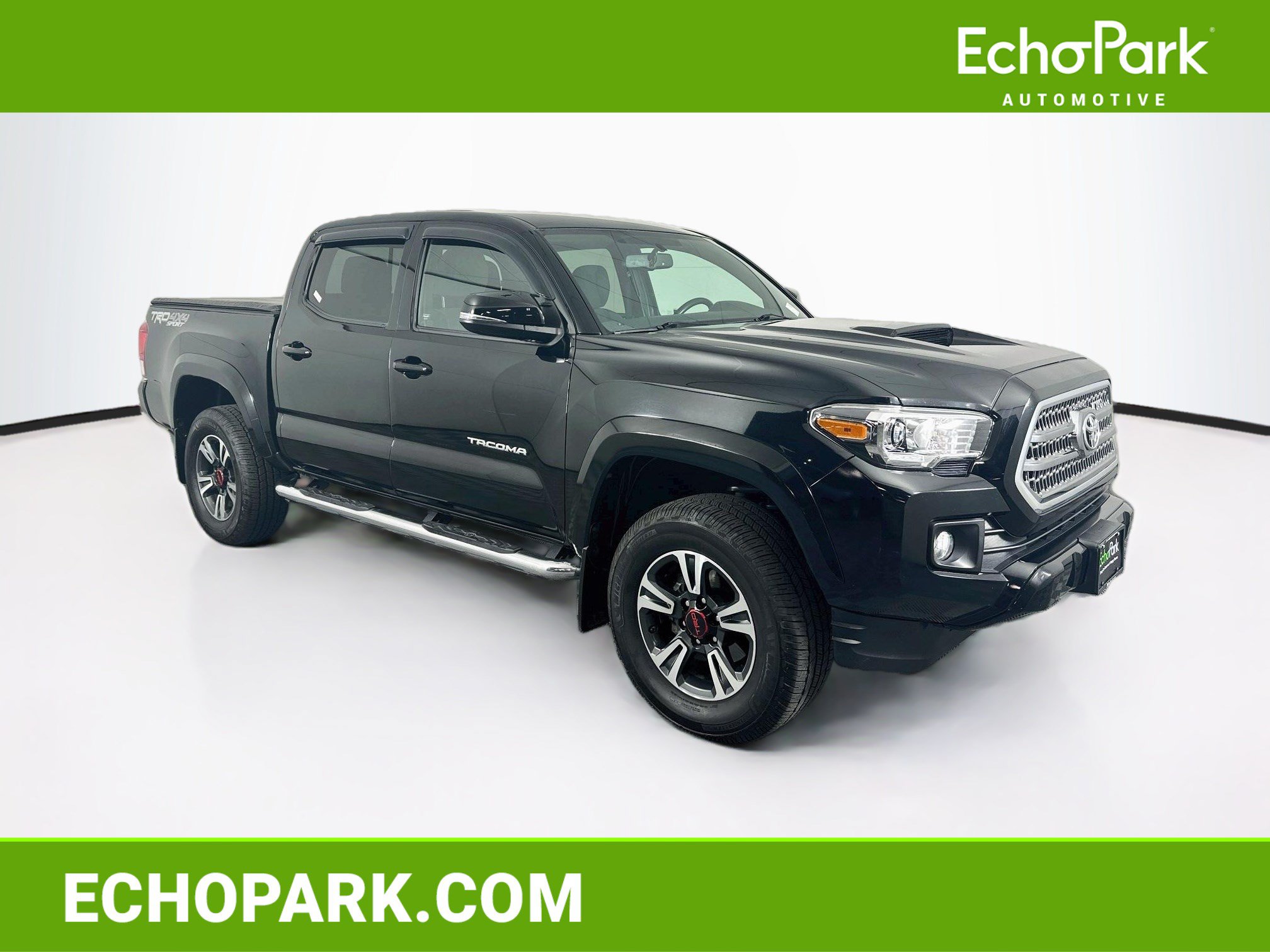 Used 2017 Toyota Tacoma TRD Sport w/ Tow Package (A/T) AWD/4WD image 1