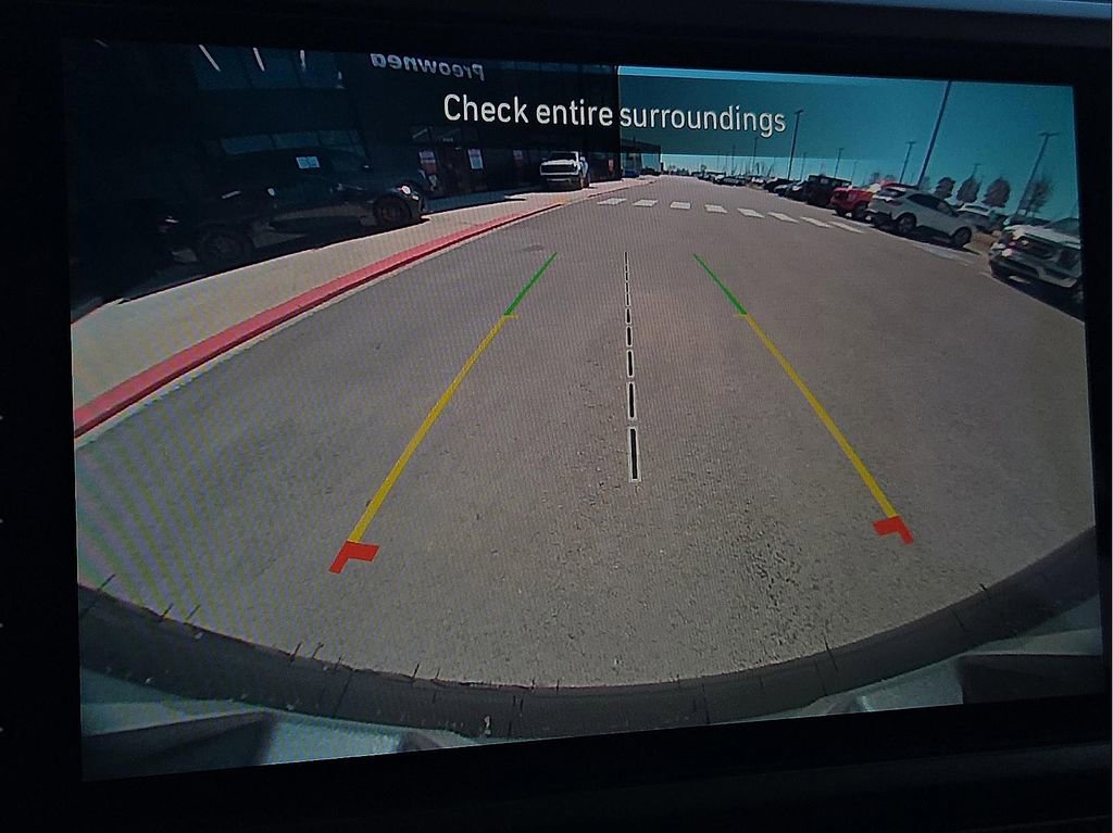 Used 2024 Jeep Wrangler Sahara image 14