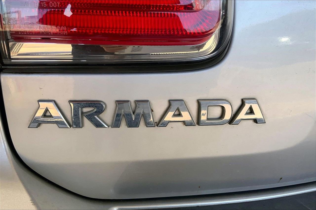 Used 2018 Nissan Armada SL w/ Moonroof Package image 9