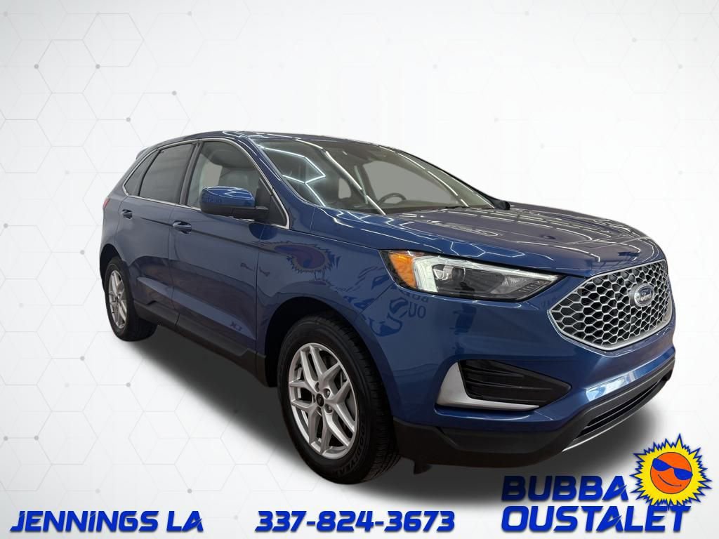 Used 2023 Ford Edge SEL image 4