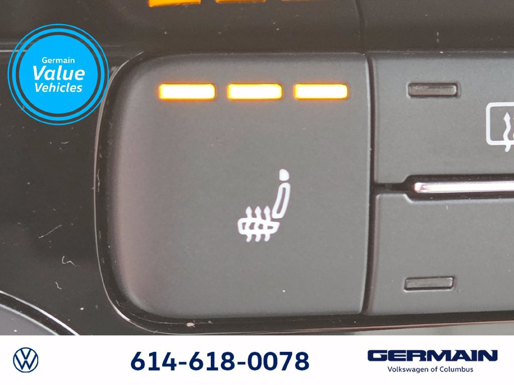 Used 2015 Volkswagen Jetta Sport FWD image 29