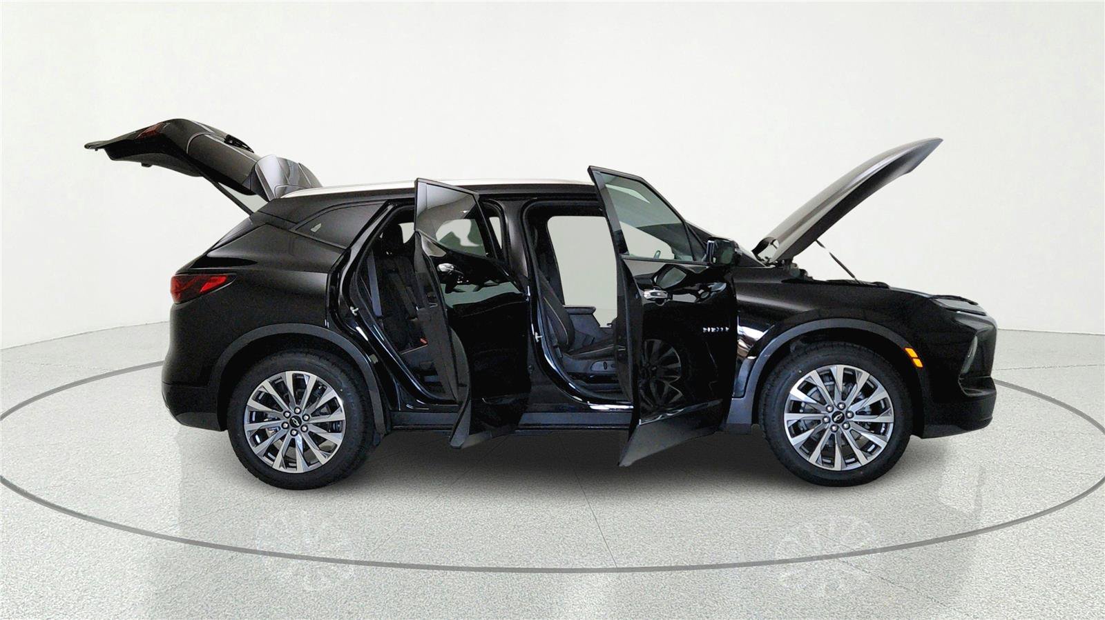 Used 2024 Chevrolet Blazer Premier w/ Driver Confidence II Package FWD image 8
