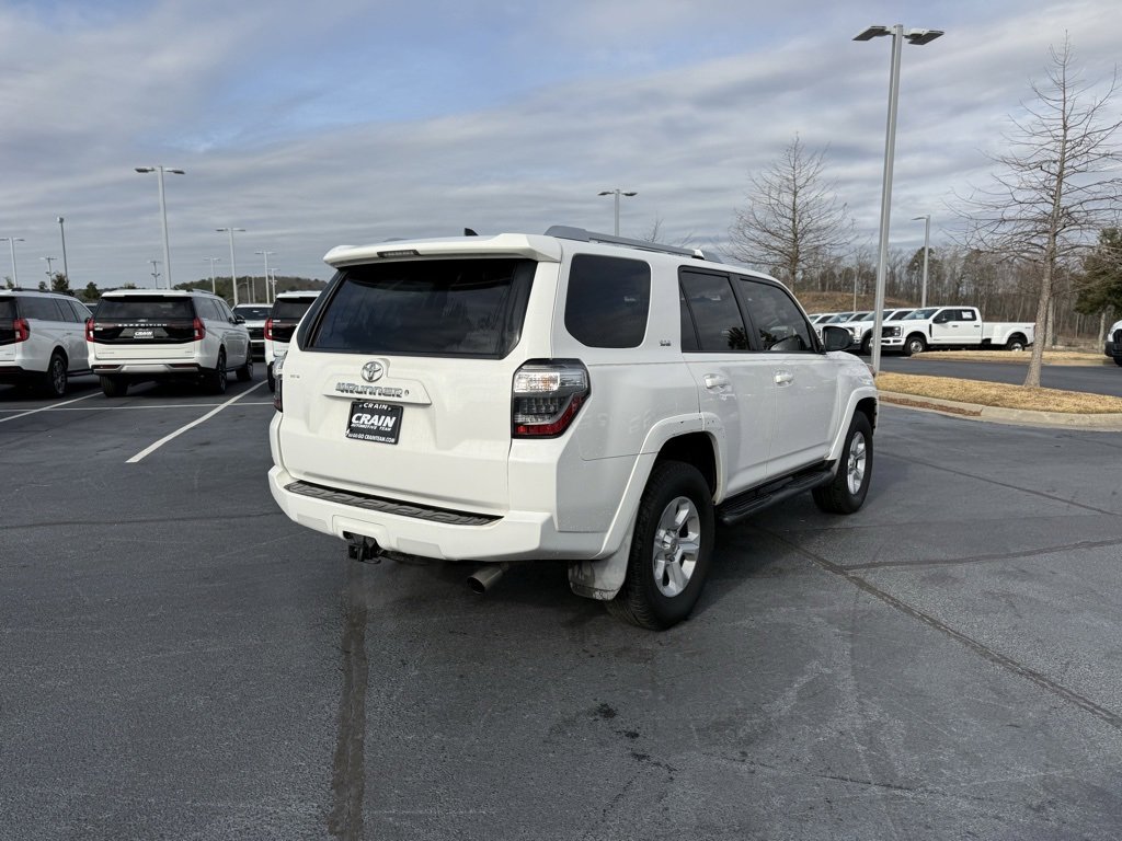 Used 2016 Toyota 4Runner SR5 image 8