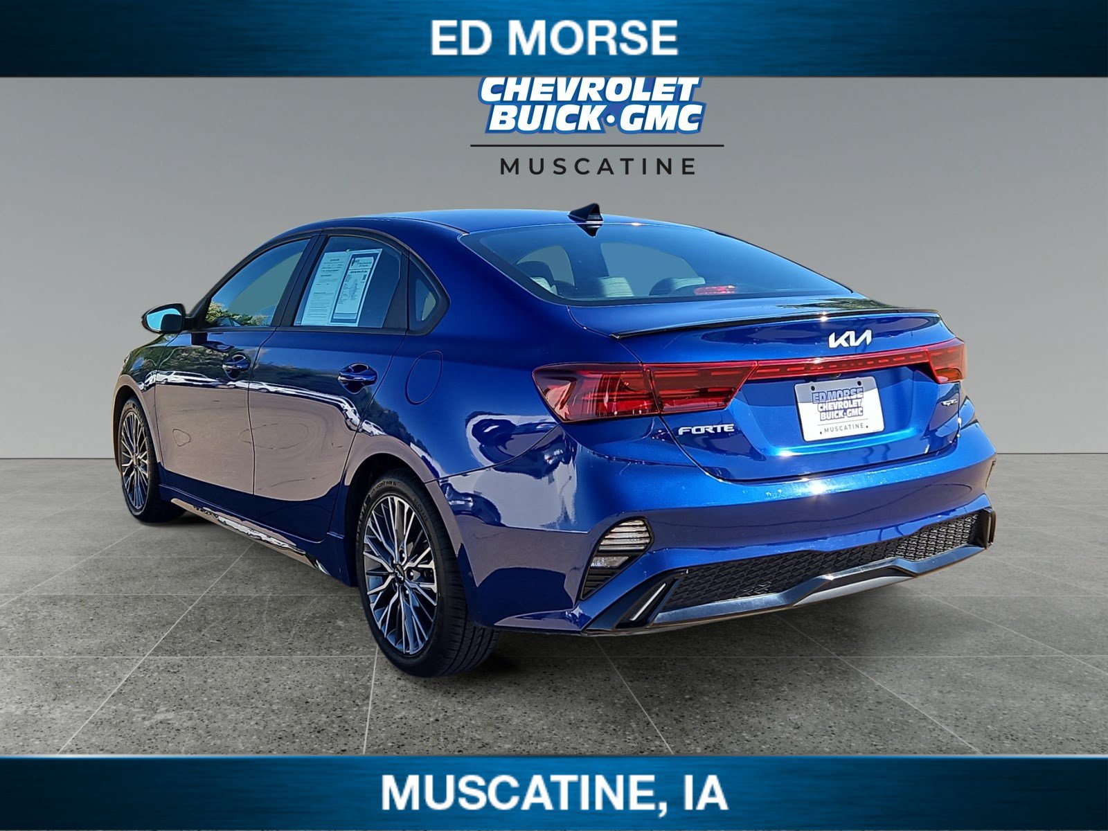 Used 2024 Kia Forte GT-Line w/ GT-Line Premium Package FWD image 3