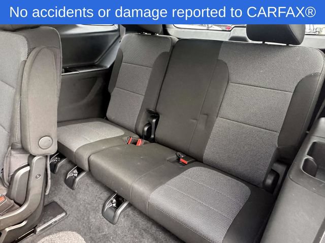 Certified 2023 Chevrolet Traverse LT FWD image 13