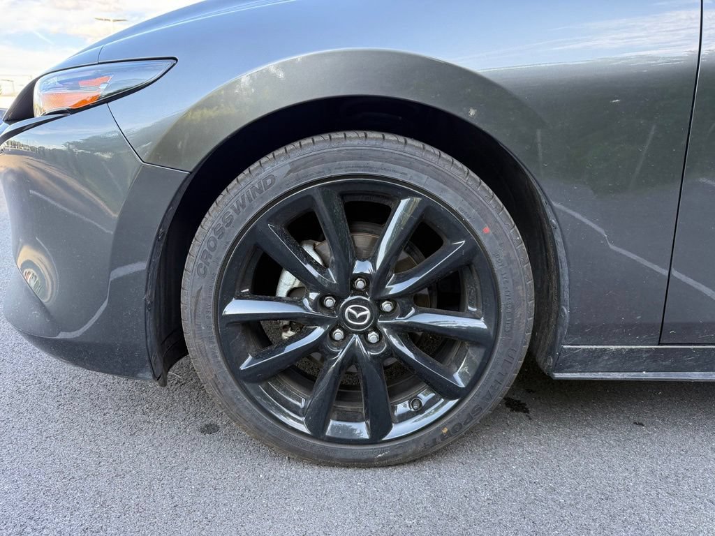 Used 2024 MAZDA MAZDA3 s FWD image 9