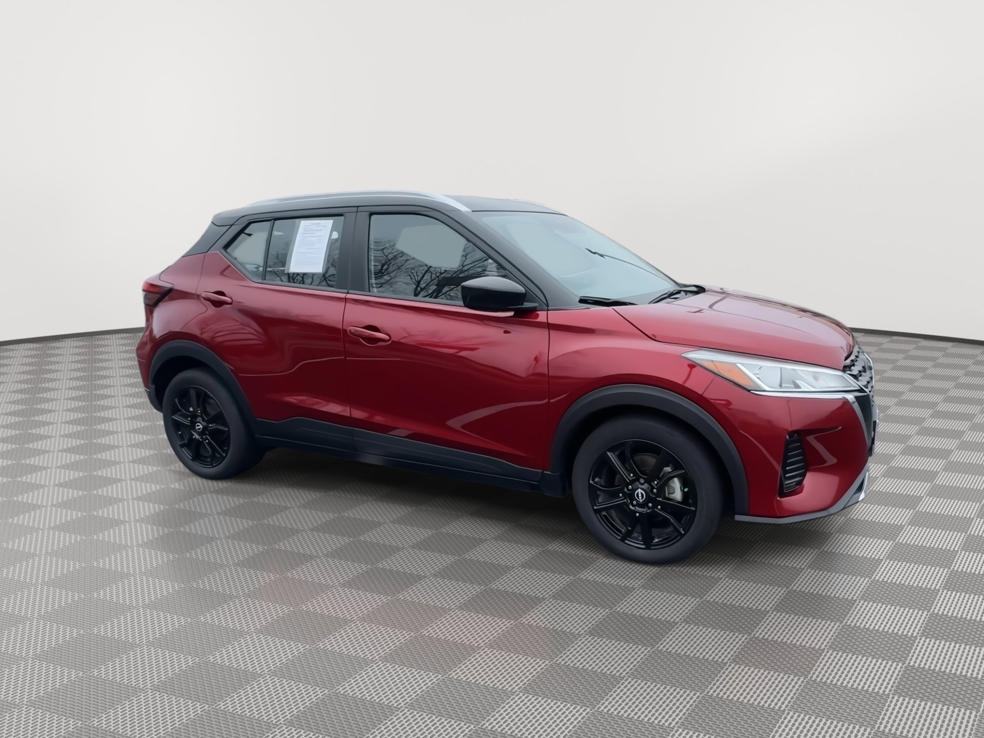 Used 2023 Nissan Kicks SV w/ Interior Electronics Package image 9