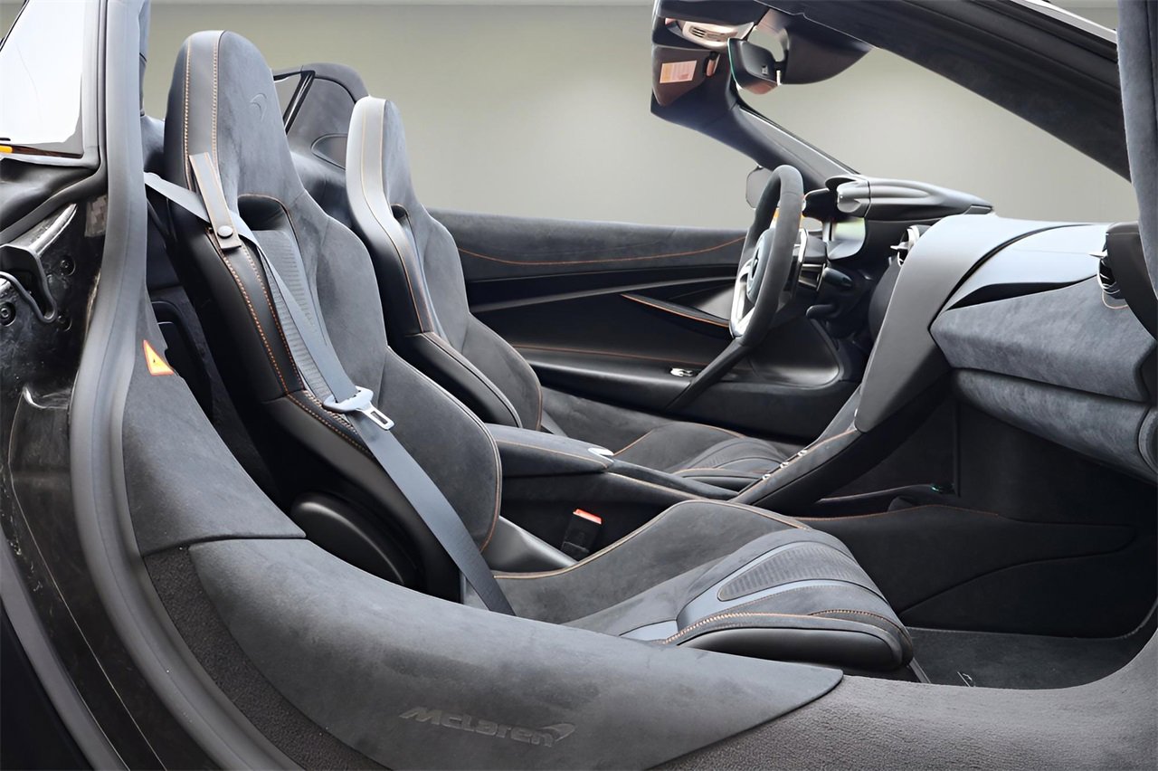 New 2025 McLaren 750S Spider image 16