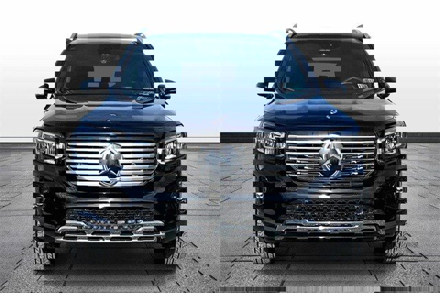 Certified 2025 Mercedes-Benz GLB 250 4MATIC image 2