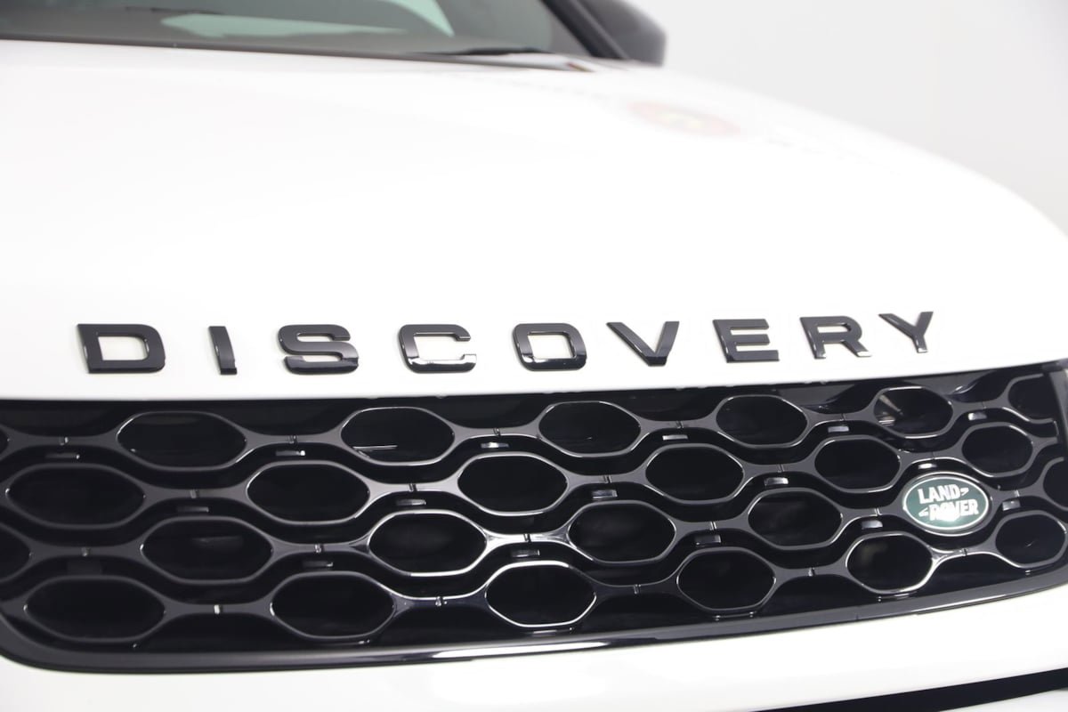 Used 2024 Land Rover Discovery Sport Dynamic SE AWD/4WD image 17